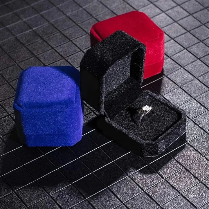 Écrin à bague en velours