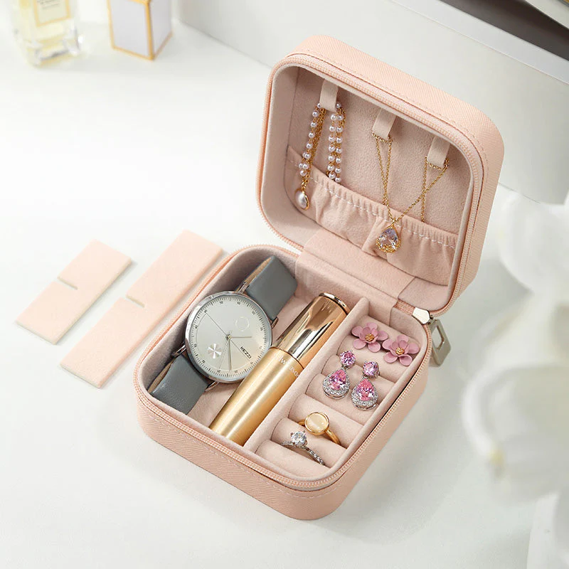 Petite boîte à bijoux en carré rose